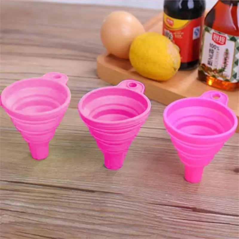 1pc Red Silicone Funnel – Mini Folding Kitchen Tool
