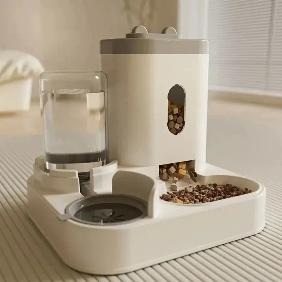 Automatic Pet Feeder with Water Fountain – Large Capacity Bowl for Dogs & Cats